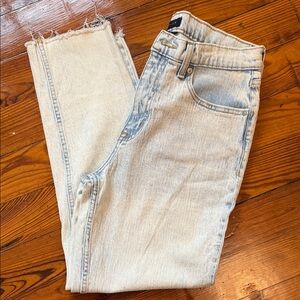 Aeropostale Light Wash Stretch Mom Jeans